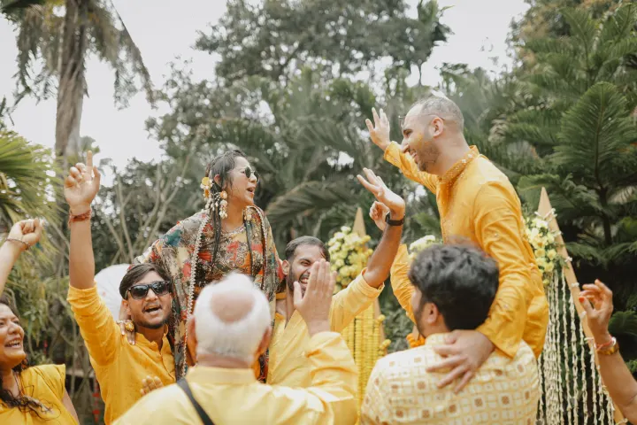 Gallery photography by Aurum Films Production — frame 9
